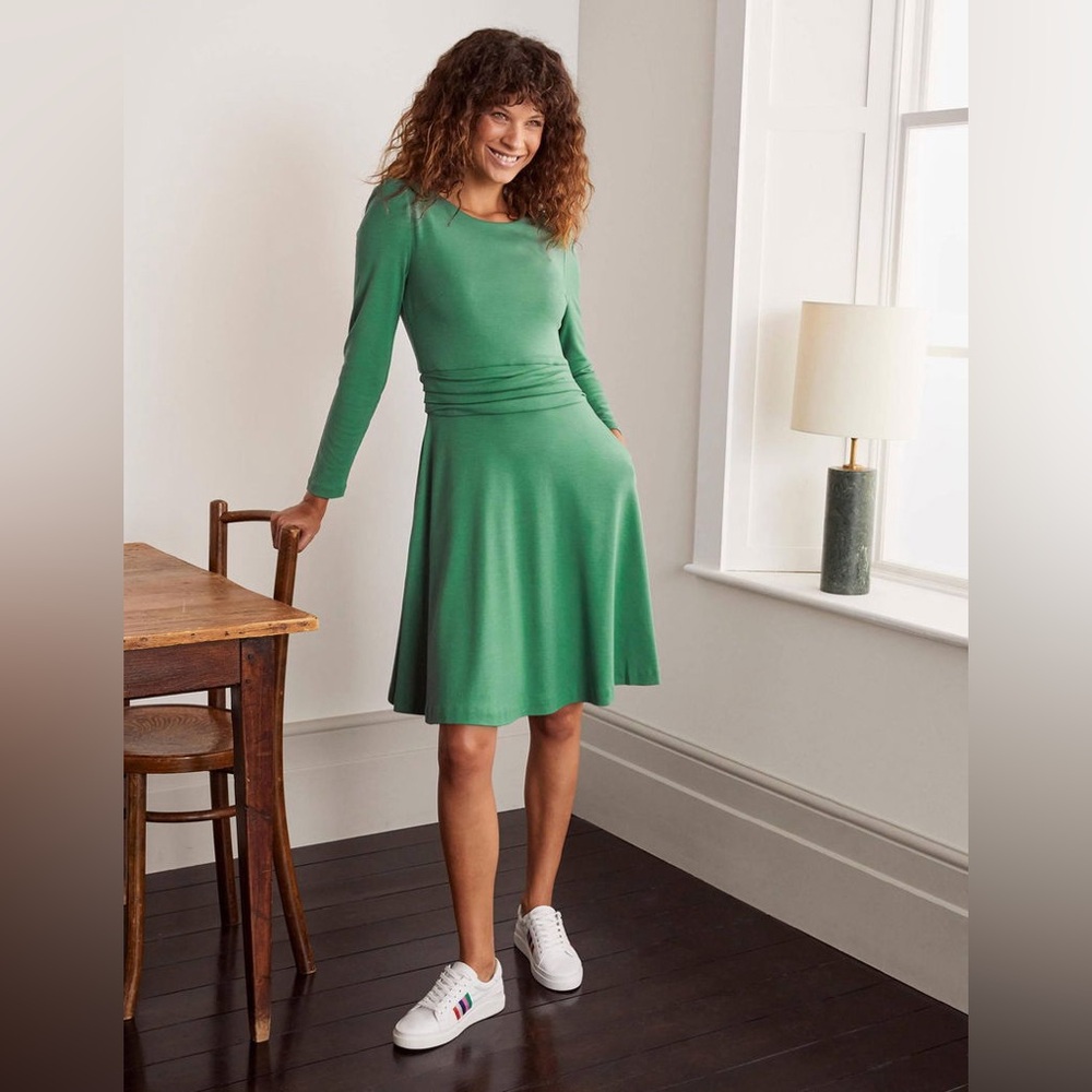 🆕 Boden Maggie Ponte Knit Jersey Dress Sage Green Weekend Soft Girl Stretch
